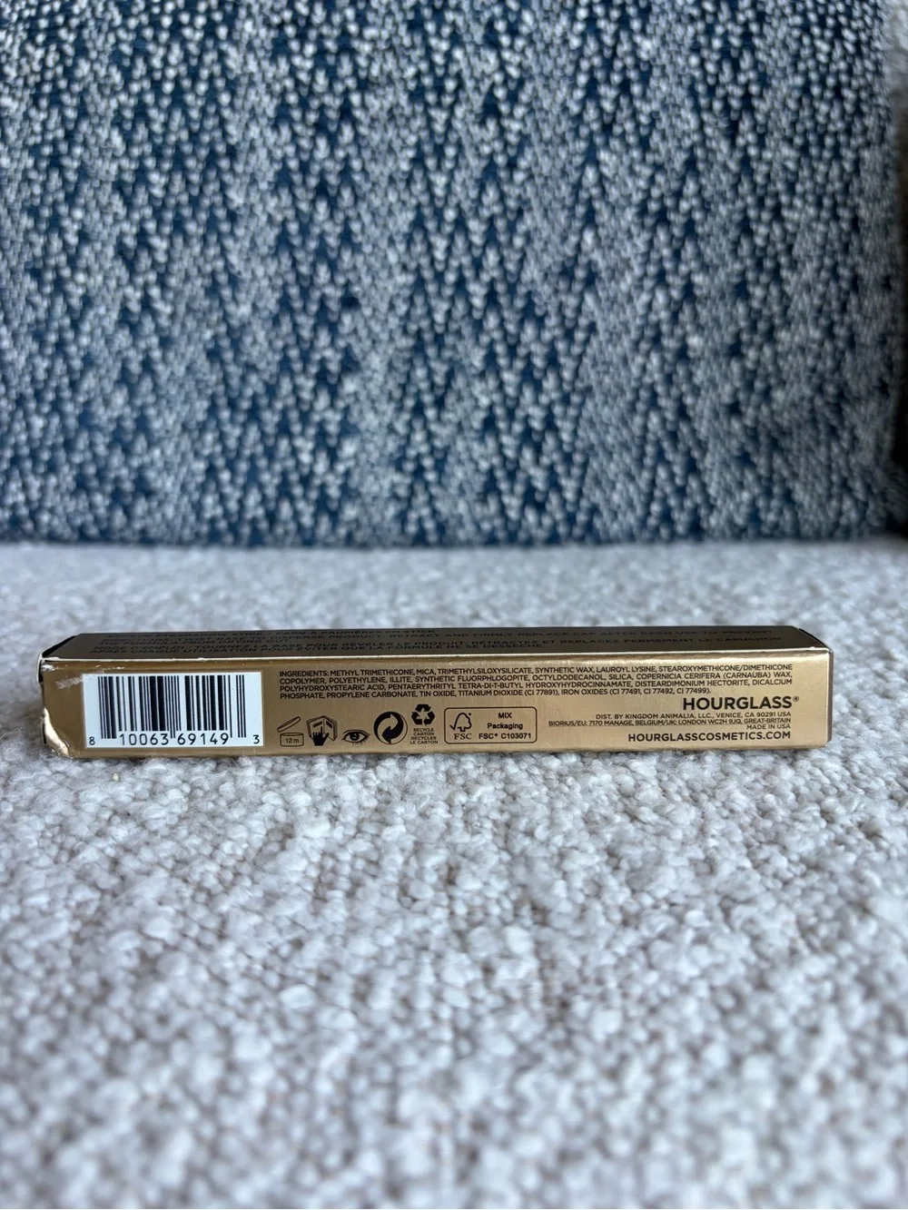 Hourglass Voyeur Eyeshadow Stick~ Equinox